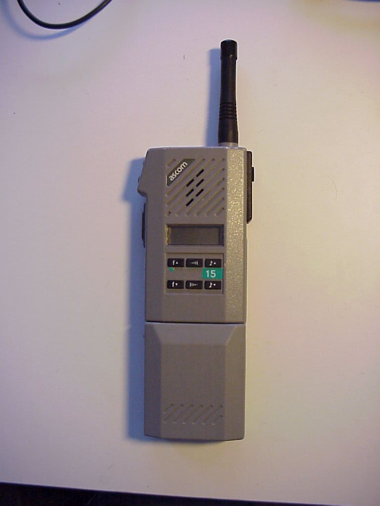 SE-140 ASCOM handheld transceiver